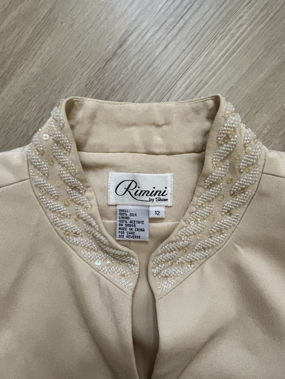 Rimini by Shaw Beige 100% Silk Button Blazer Beaded Sequin Embroidered Collar 12